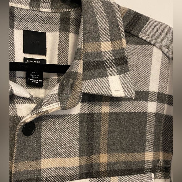 H&M Shirt Jacket/Shacket - L - Picture 4 of 5